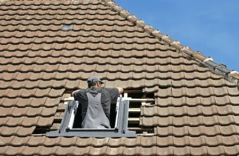 Pose de velux à Corcoué sur Logne